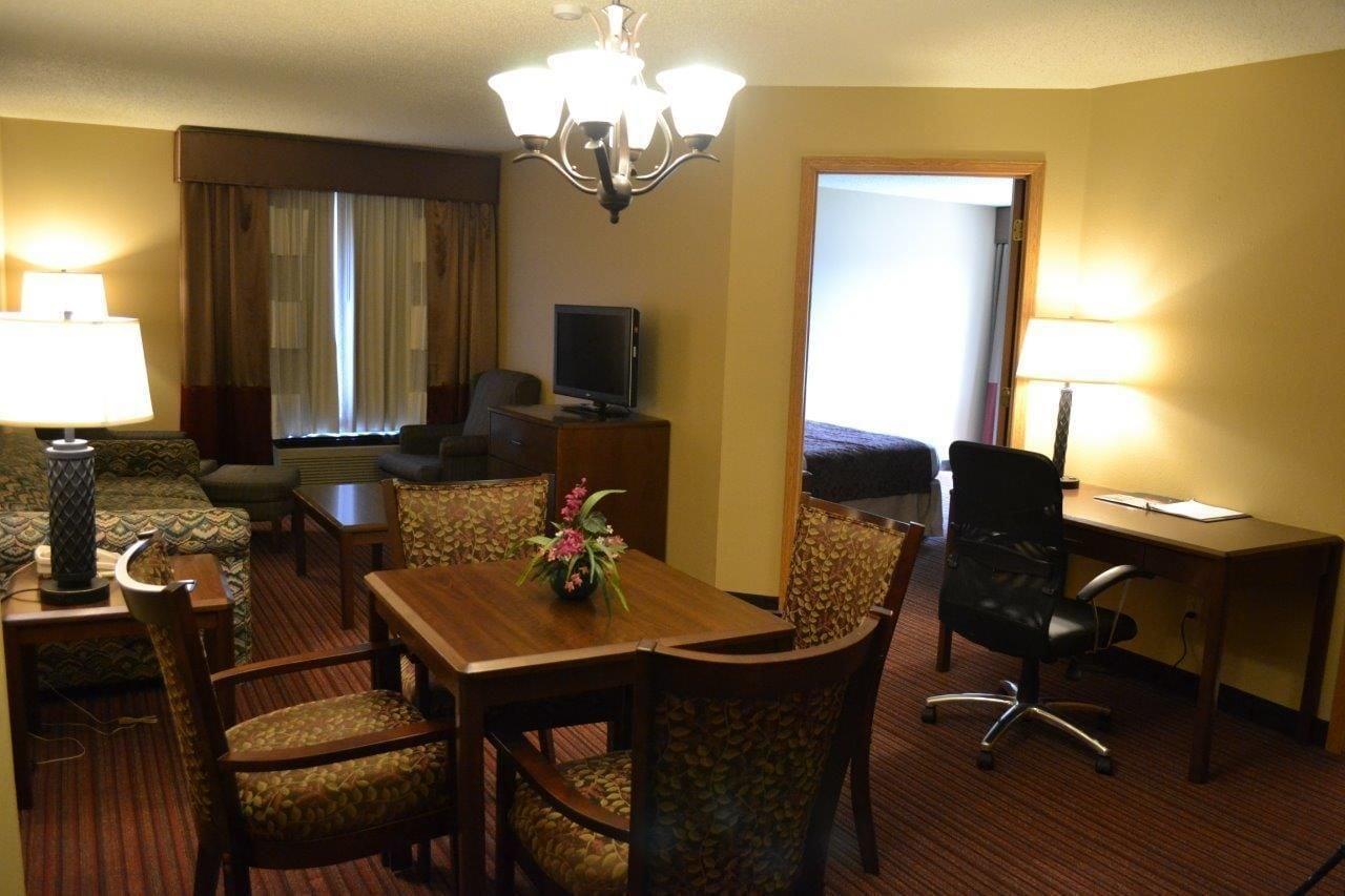 Baymont By Wyndham Mequon Milwaukee Area Otel Dış mekan fotoğraf